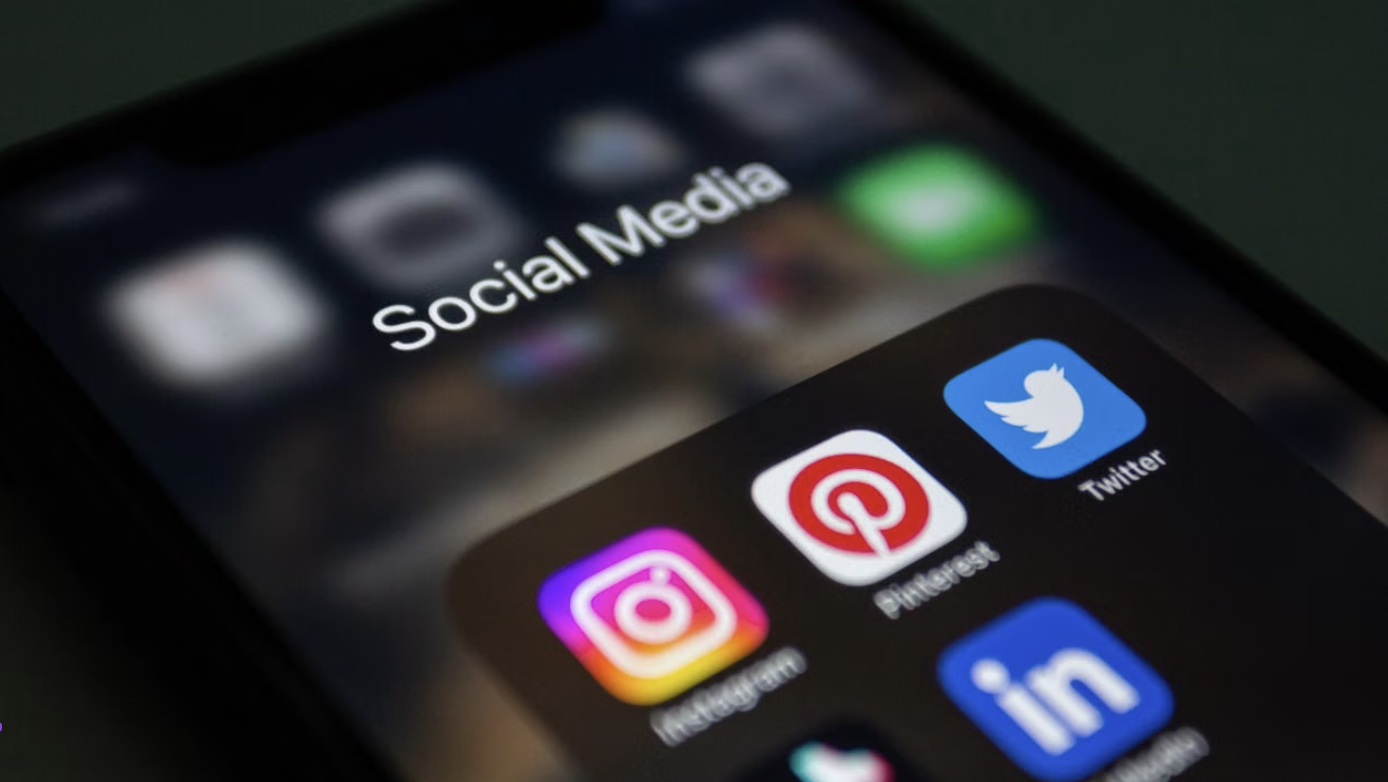Social Media as a Search Engine